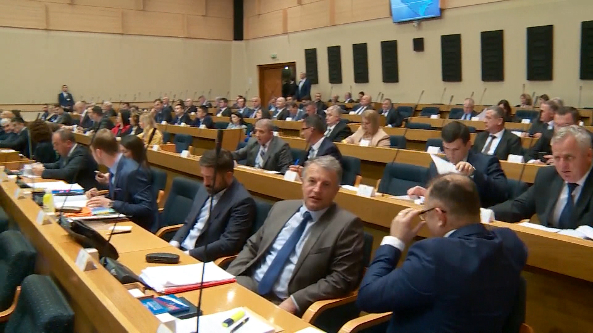 SA-NSRS REAX PKG-19-BOB-1(20191112-185410715).00_01_14_02.Still002