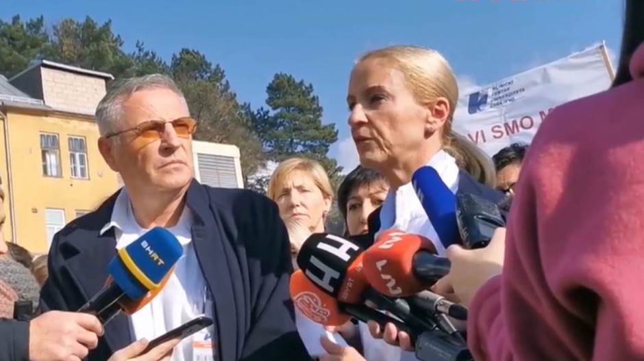 SA-OPREMA PKG-19-BOB-2(20200717-162908930).00_00_36_22.Still007