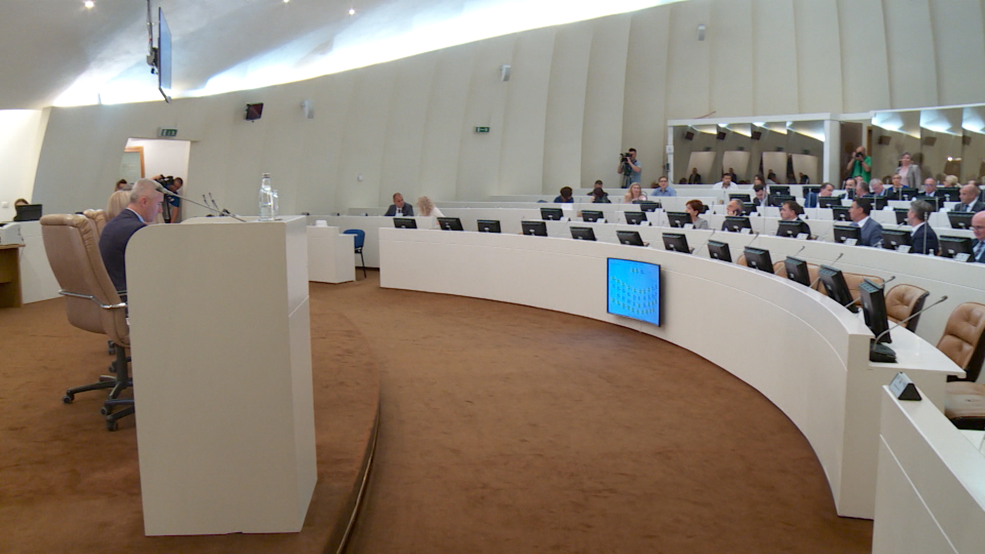 SA-PARLAMENT PKG-19-BOB-1(20190614-174945393).00_00_24_03.Still001