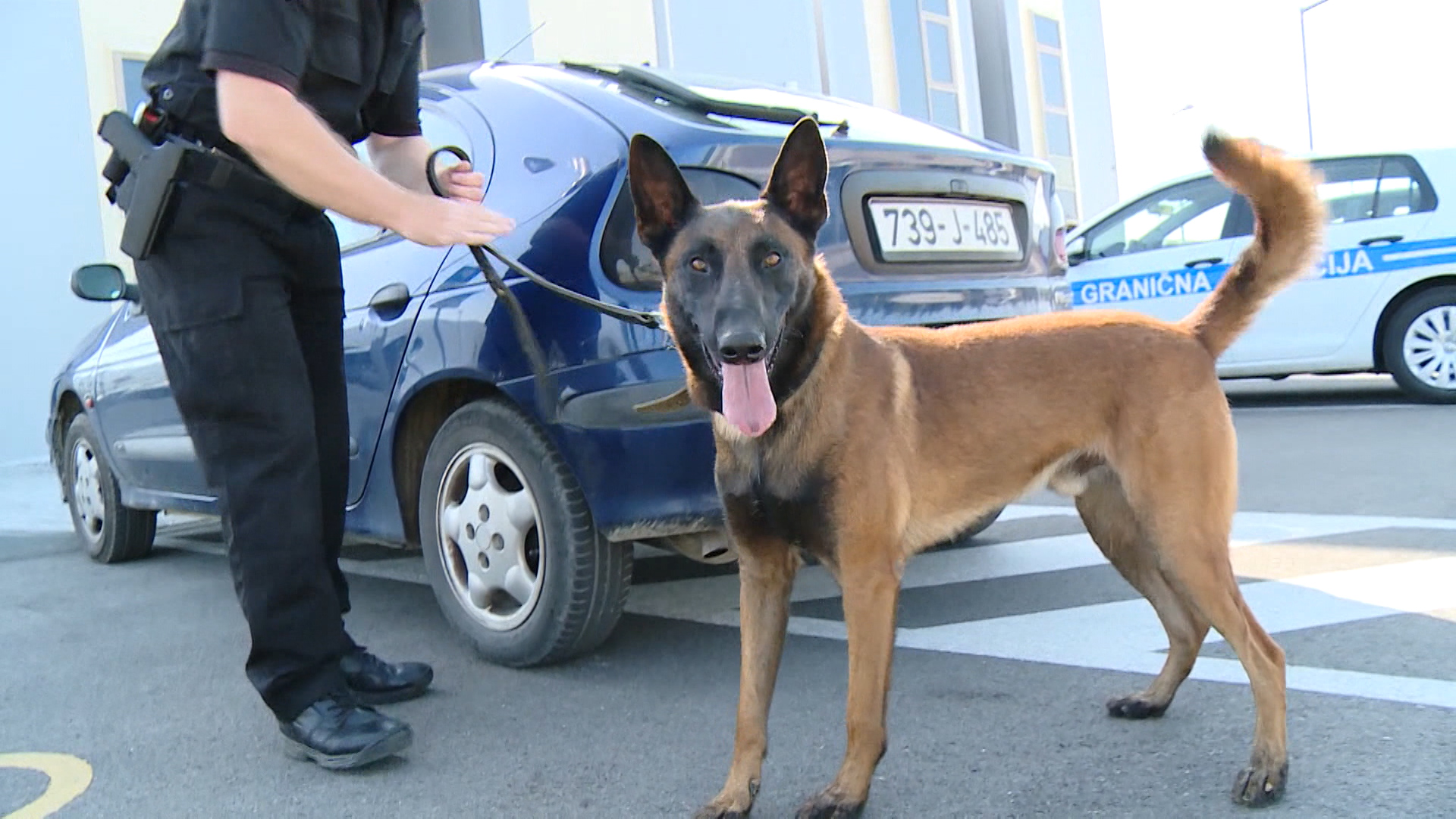 SA-PAS TRAGAC PKG-DJK-1(20190707-130934090).00_01_15_06.Still001