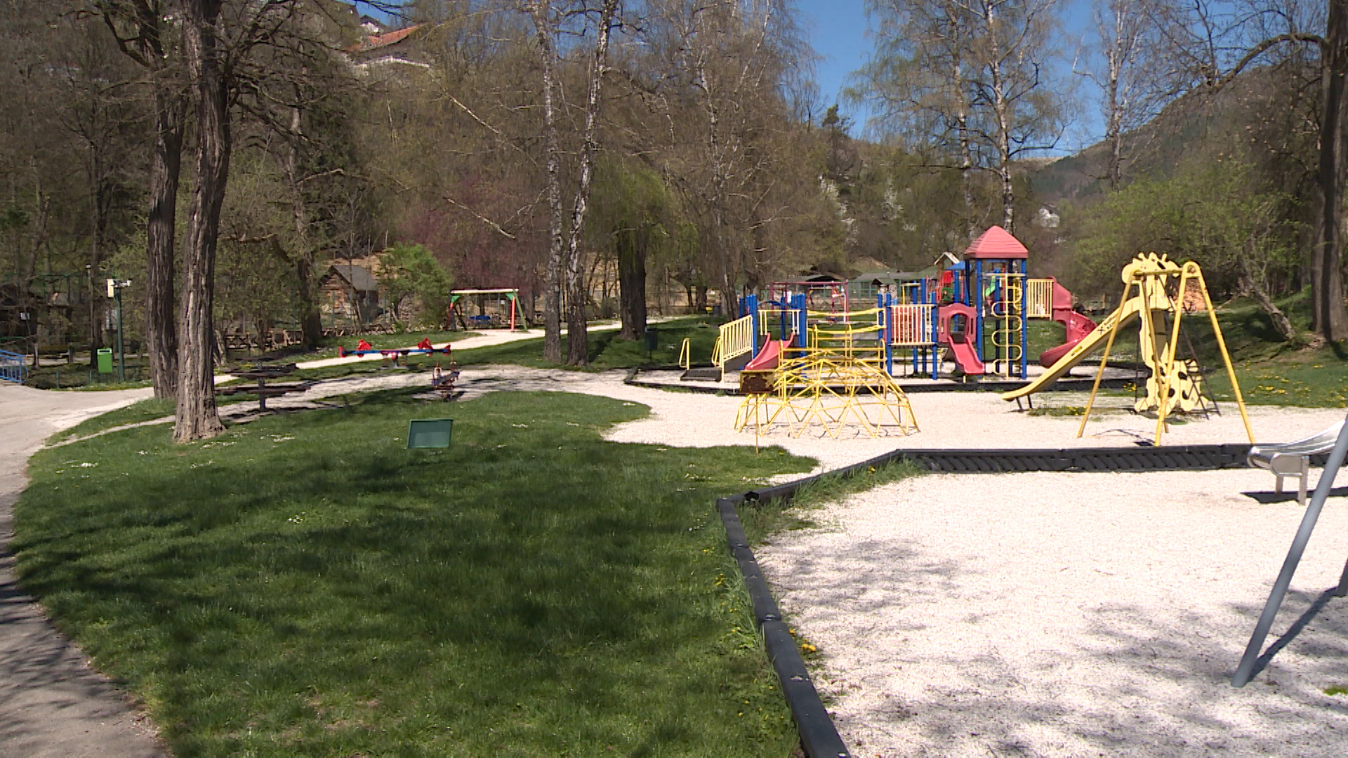 SA-PIONIRSKA DOLINA DNT-LJS-1(20200417-182704210).mxf.00_00_53_19.Still001