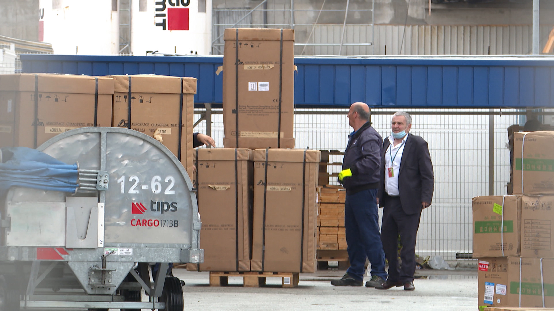 SA-PKG REAX RESPIRATORI SUD-SEM-1(20200601-182218055).mxf.00_02_52_09.Still001