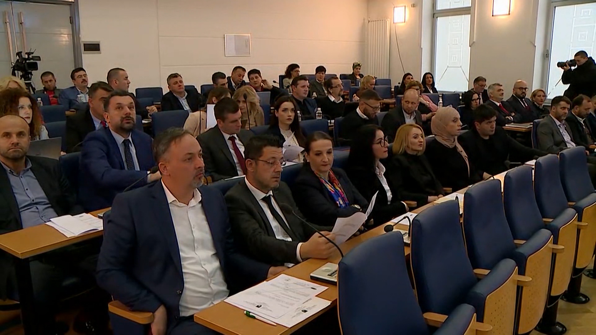 SA-PKG-VLADA KS I ALJOSA-SEM-1(20201010-163814283).mxf.00_01_00_19.Still001