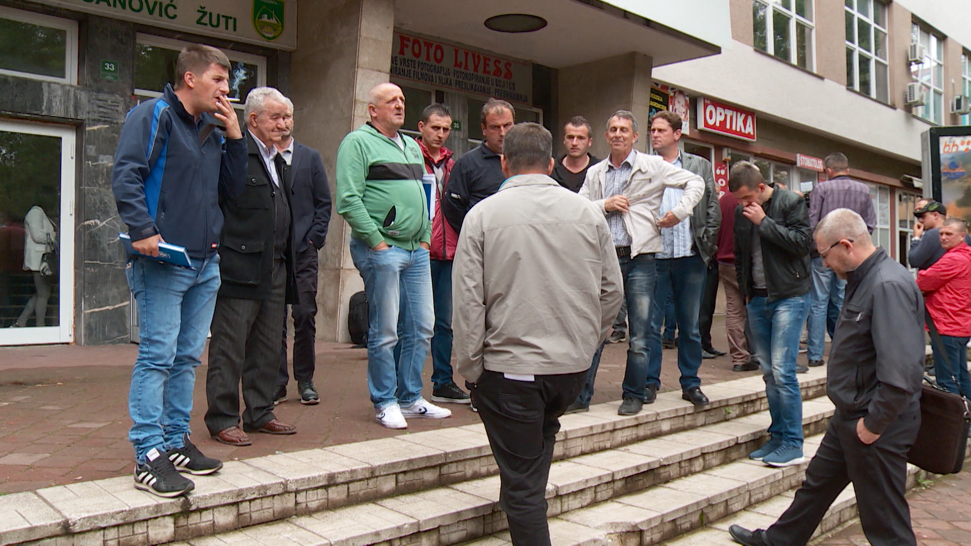 SA-POJOPRIVREDA I VLADA-PKG-MAK-1(20190530-173929701).00_00_01_08.Still004