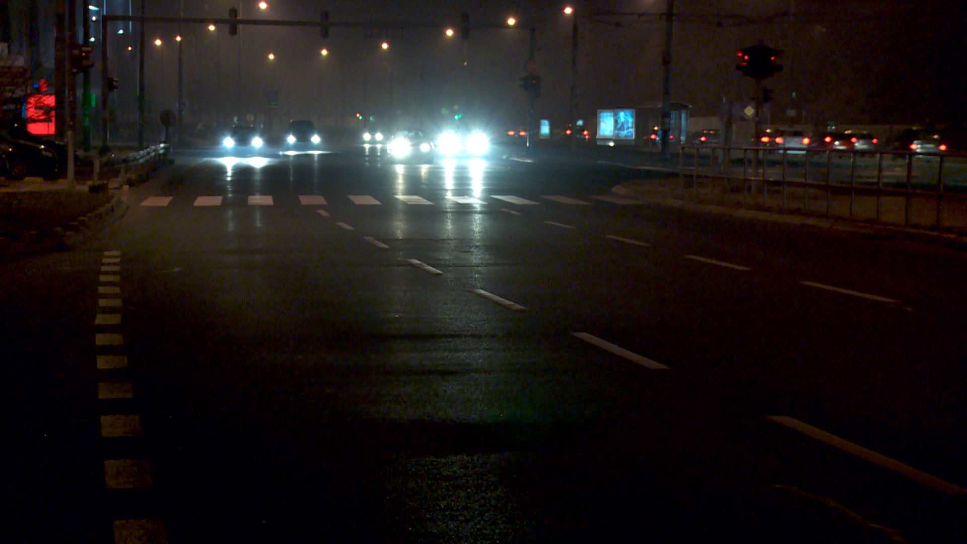 sa-policijska patrola-ads-7(20161210-120259087).Still008