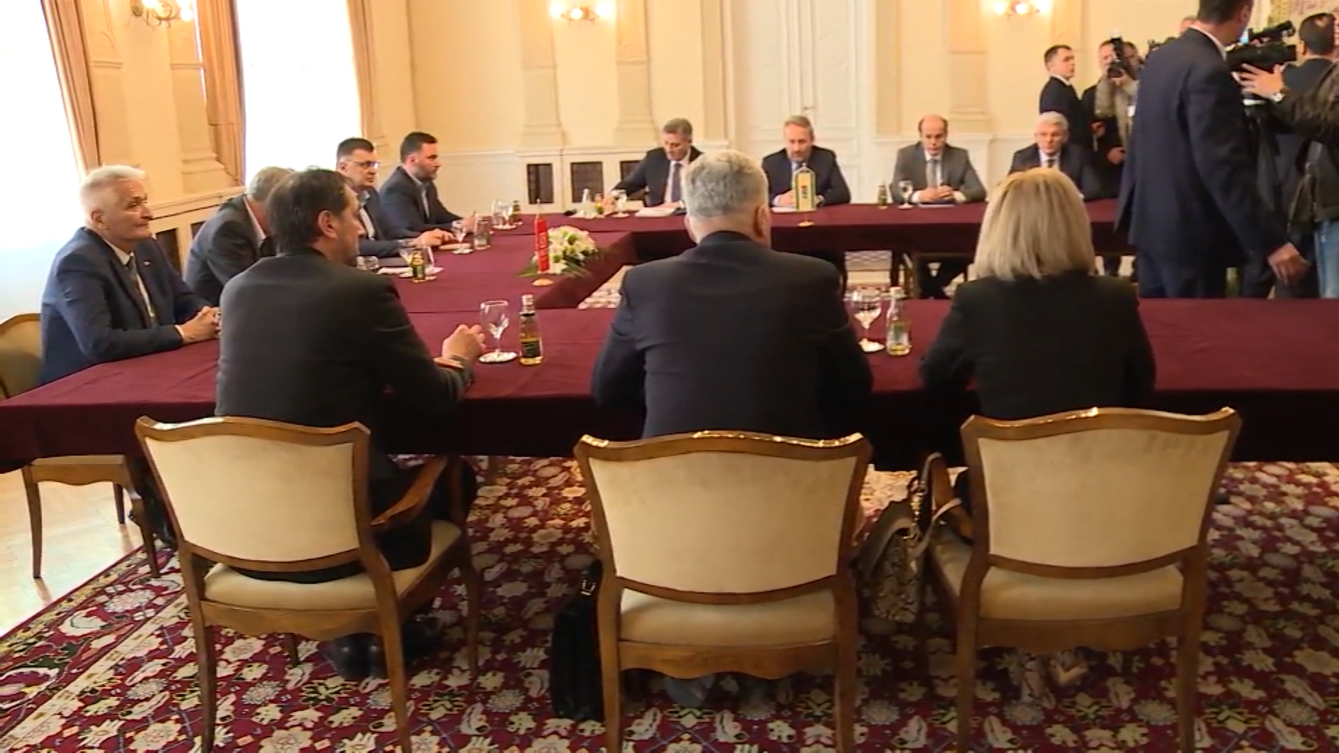 SA- POLITIKA I RAZLIKE PKG-19-ZVK-1(20190531-160425608).00_02_53_11.Still001