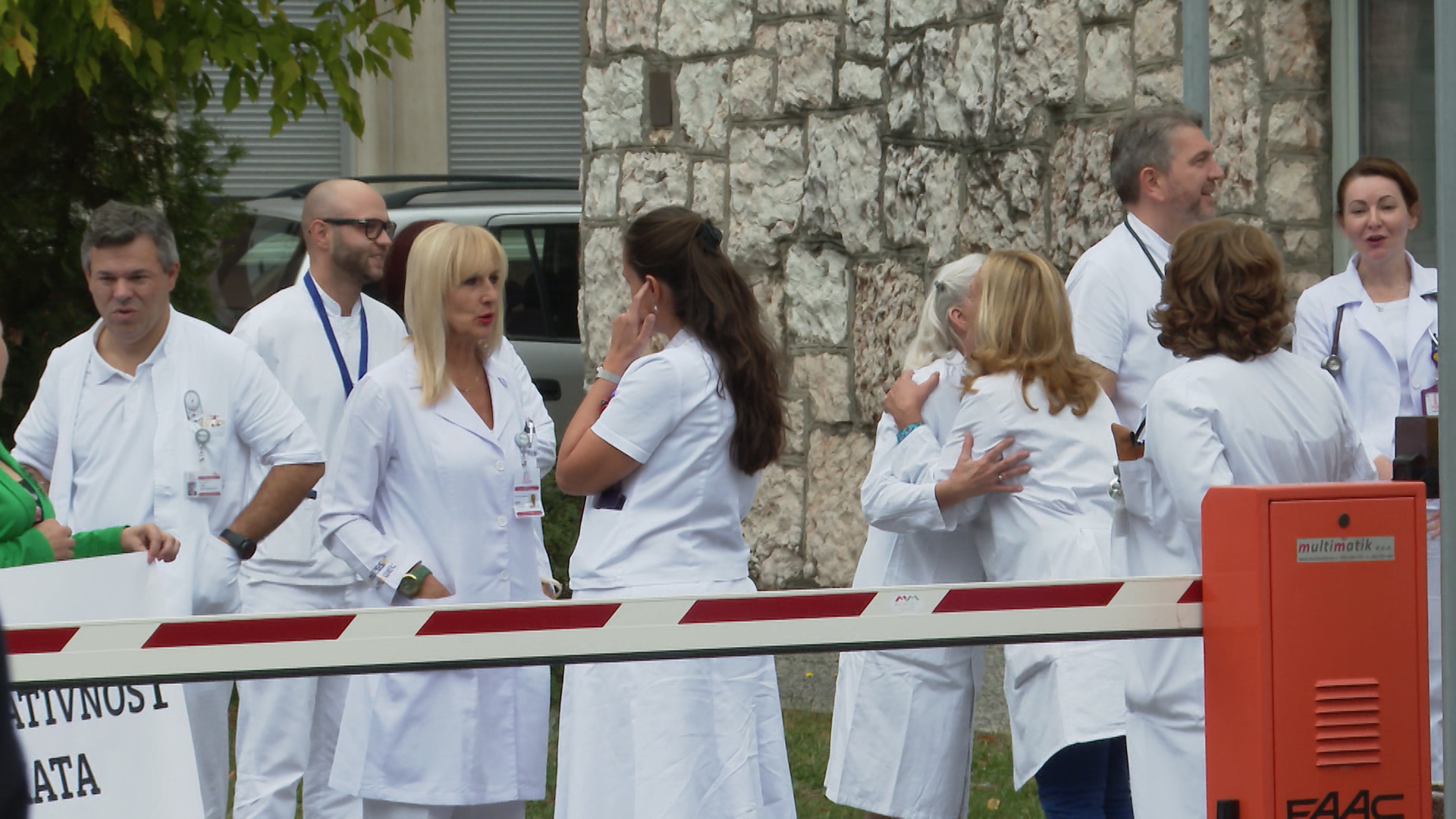 SA-POTRESI PKG-19-BOB-1(20190923-163331759).00_01_36_09.Still003