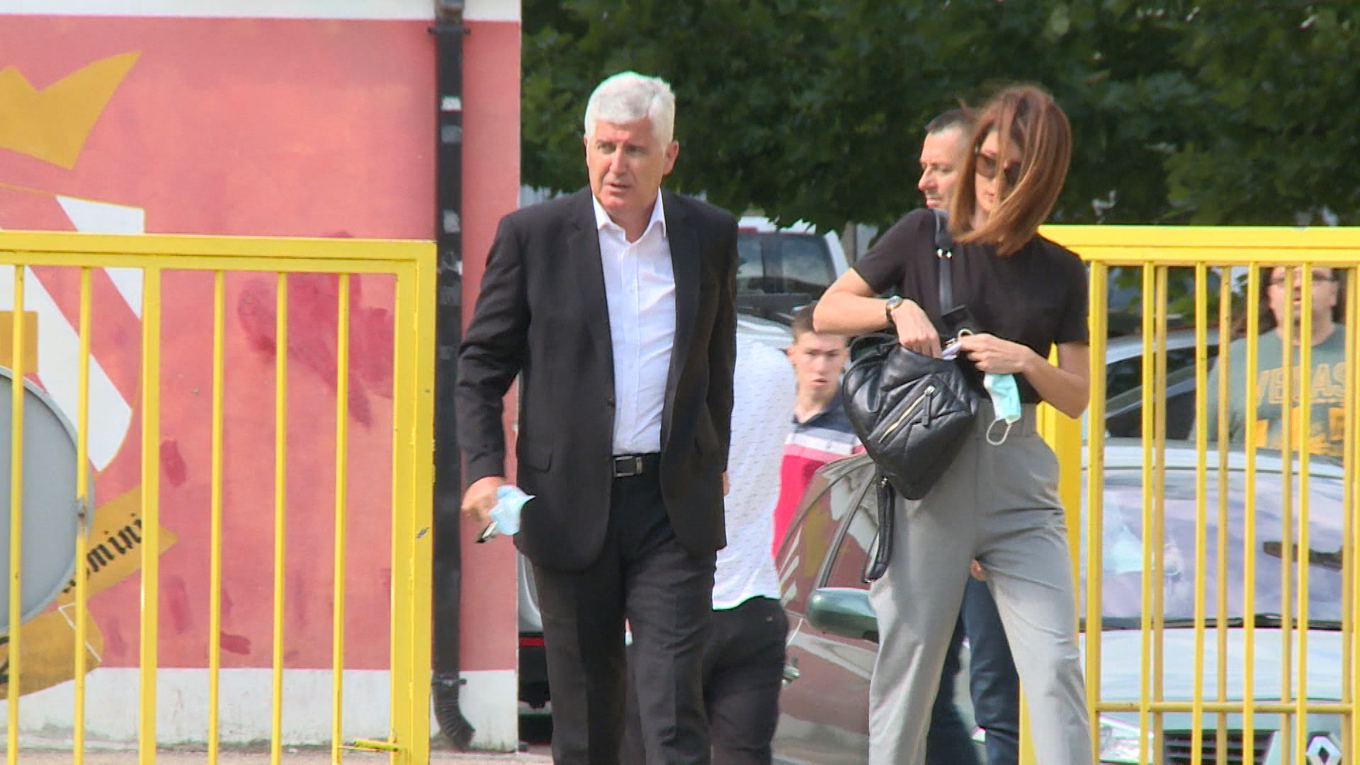 SA-POZICIJE PKG-SLS-1(20200704-165945081).mxf.00_00_00_00.Still001