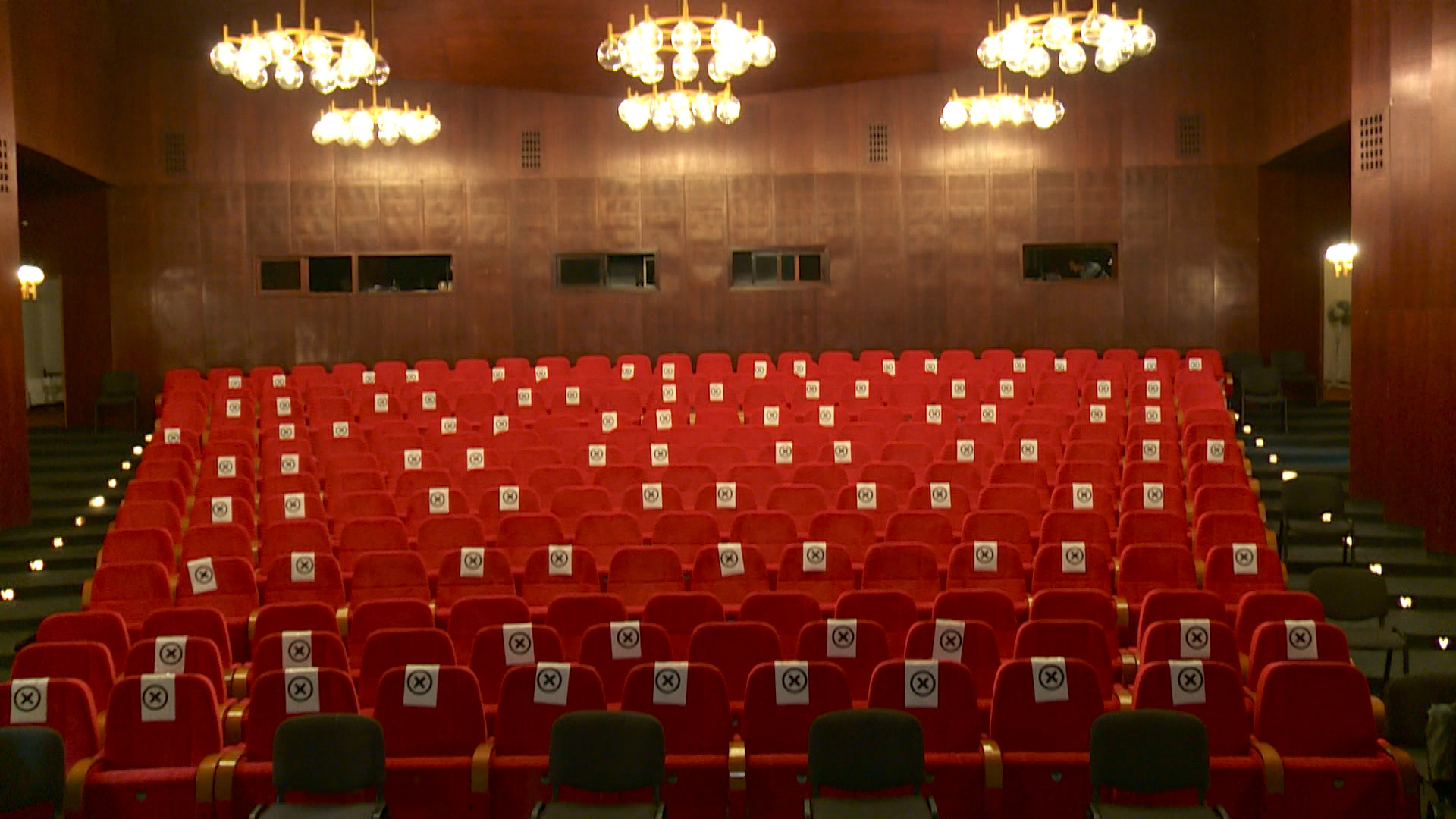 SA-POZORISTA PONOVO PKG-MIJ-1(20200529-155306014).mxf.00_02_50_13.Still001