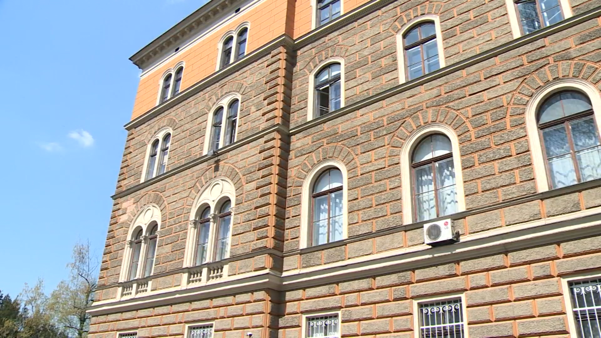 sa-predsjednistvo vo-170419-zvk-wmt-2.12_35_59_03.Still005