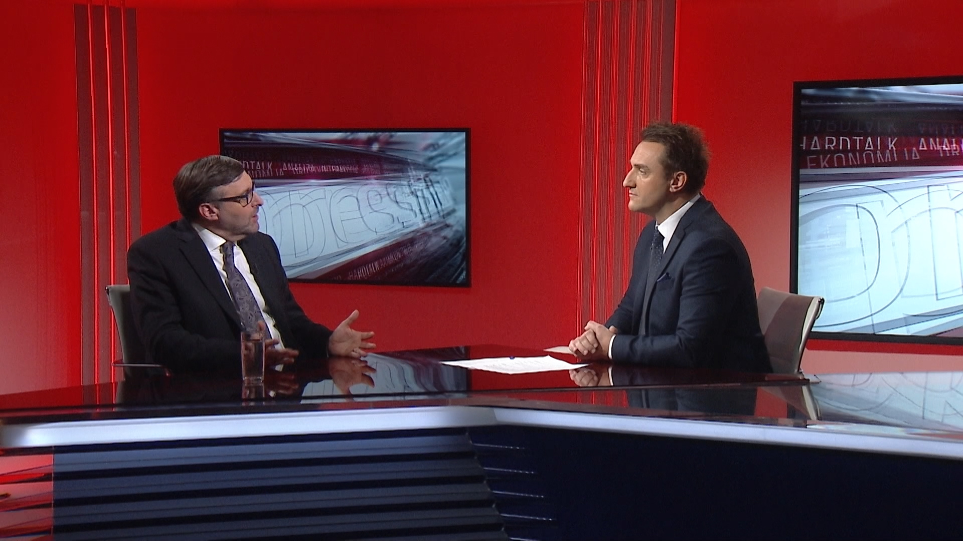 SA-PRESSING-041219-01.20_09_09_06.Still001