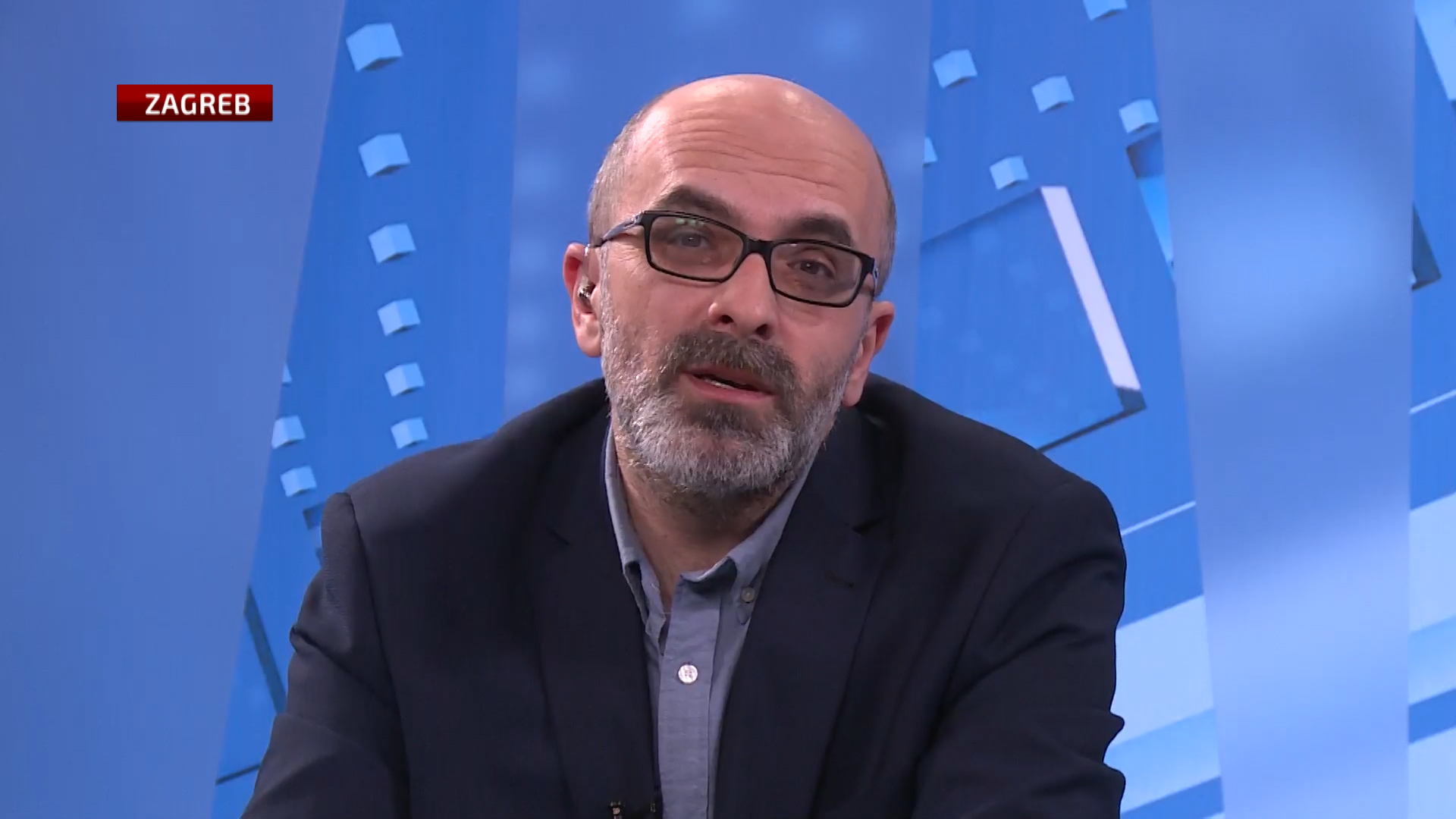 SA-PRESSING-161019-01.00_14_59_22.Still003