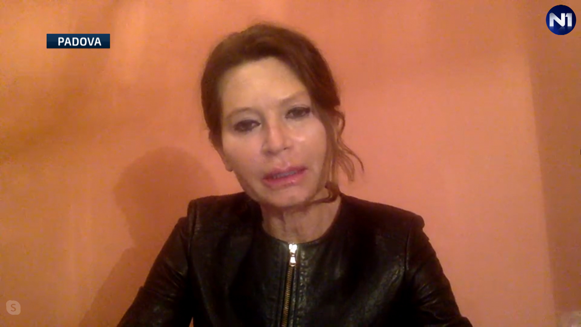 SA-PRESSING-180320-01.20_04_30_24.Still003