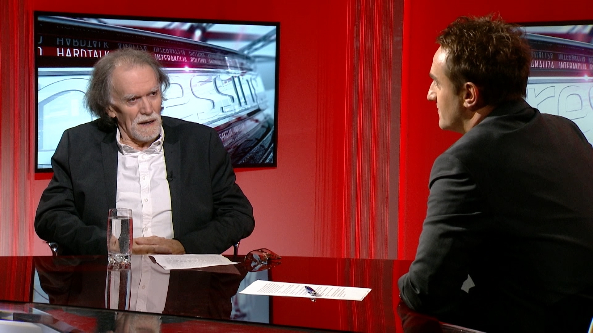 SA-PRESSING-180919-01.00_02_27_16.Still001