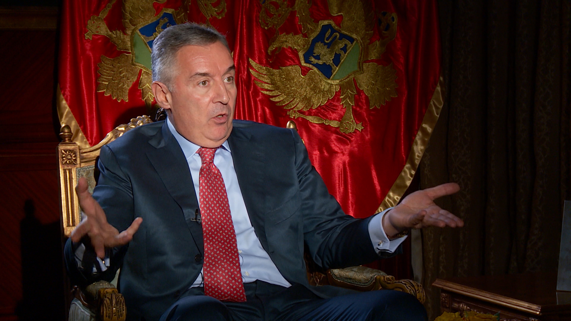 SA-PRESSING-190619-01(20190619-152220888).00_28_24_02.Still001