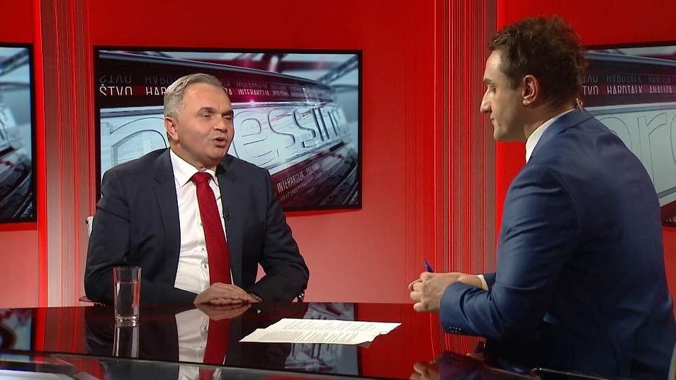 SA-PRESSING-201119-01.20_12_17_24.Still003