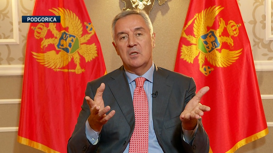 SA-PRESSING-300920-01.14_25_15_17.Still002