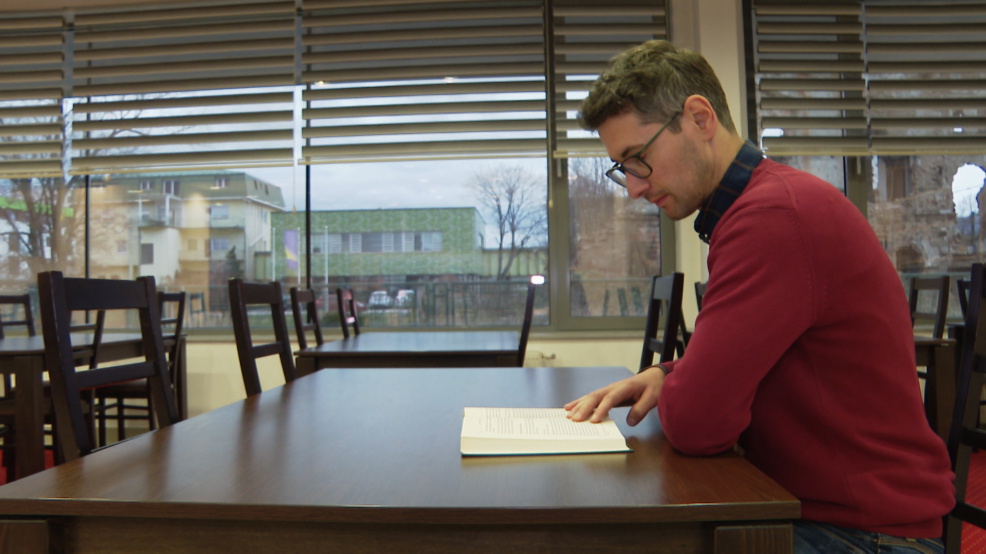 SA- PRICA O RINATU PKG-ZAK-1(20191203-175249449).00_00_46_14.Still002