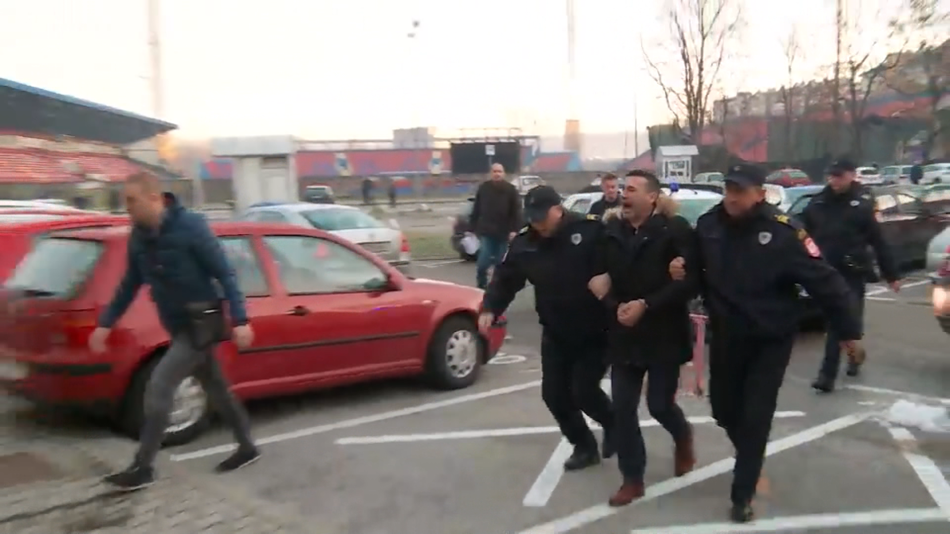 sa-privodjenje-261218-snm-wmt.07_54_06_13.Still005