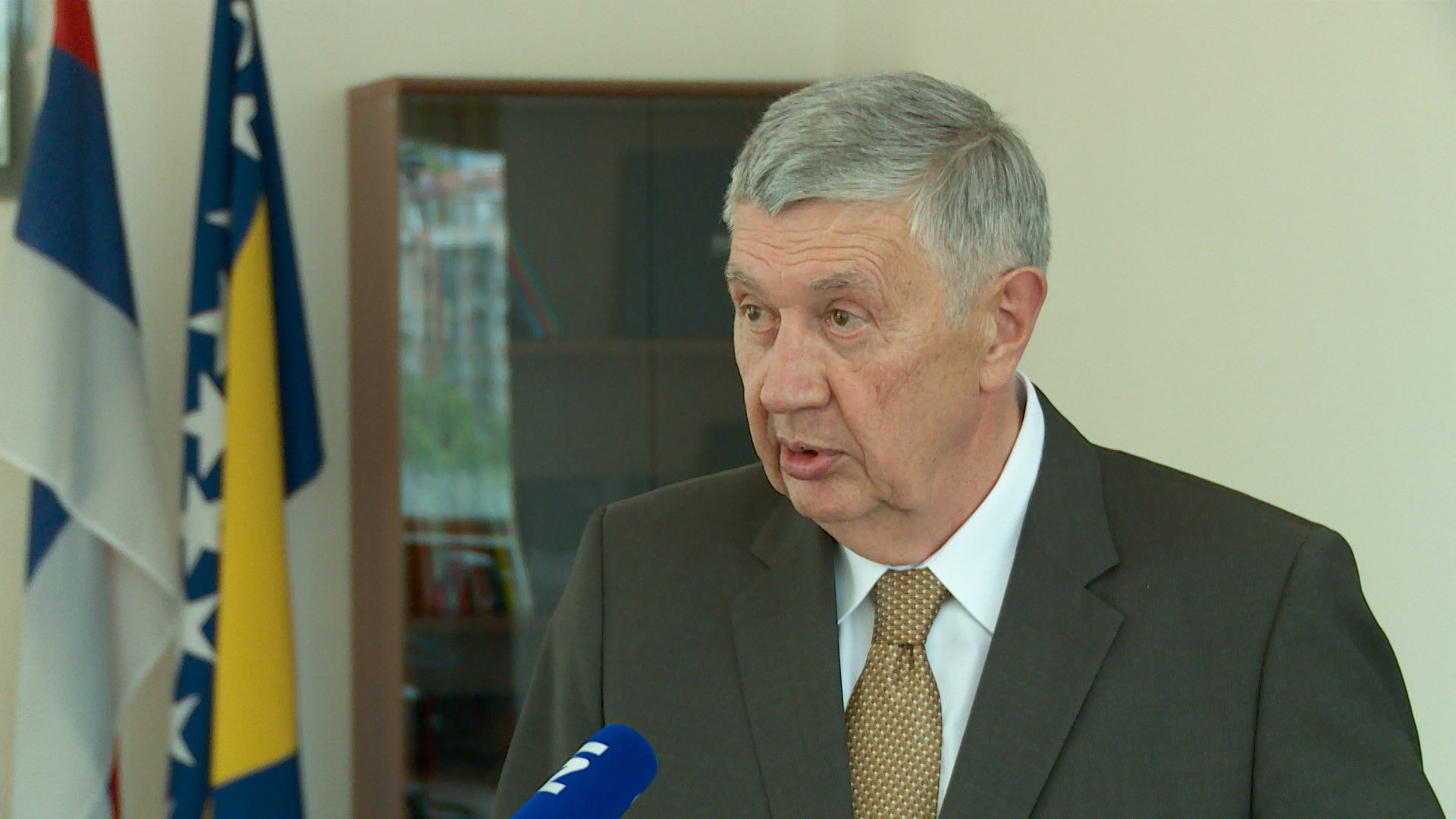 SA-RADMANOVIC ITNW-DU-BOB-1(20190528-150510441).00_06_56_10.Still001