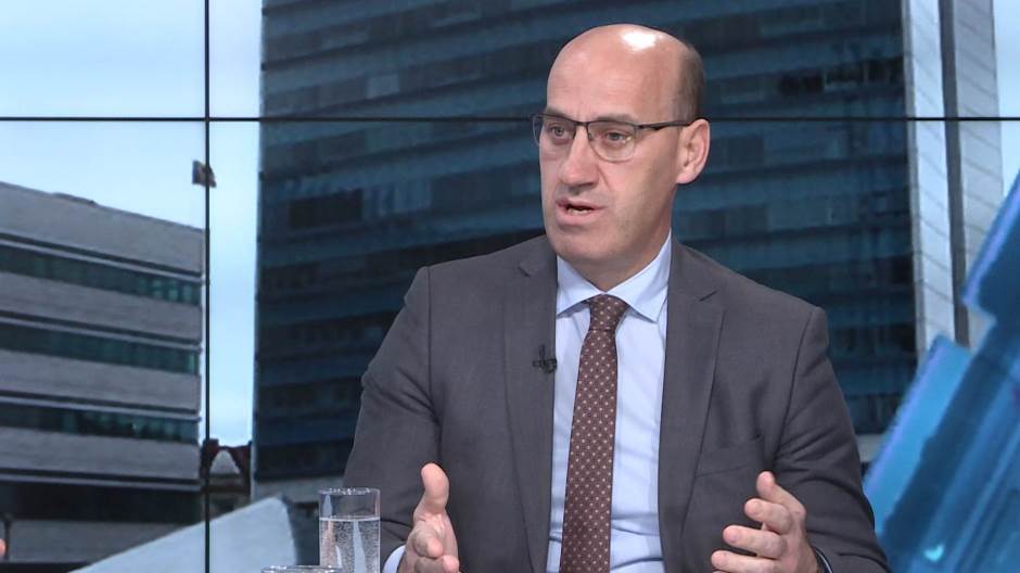 sa-ramiz salkic-clf-120319.00_19_50_16.Still001