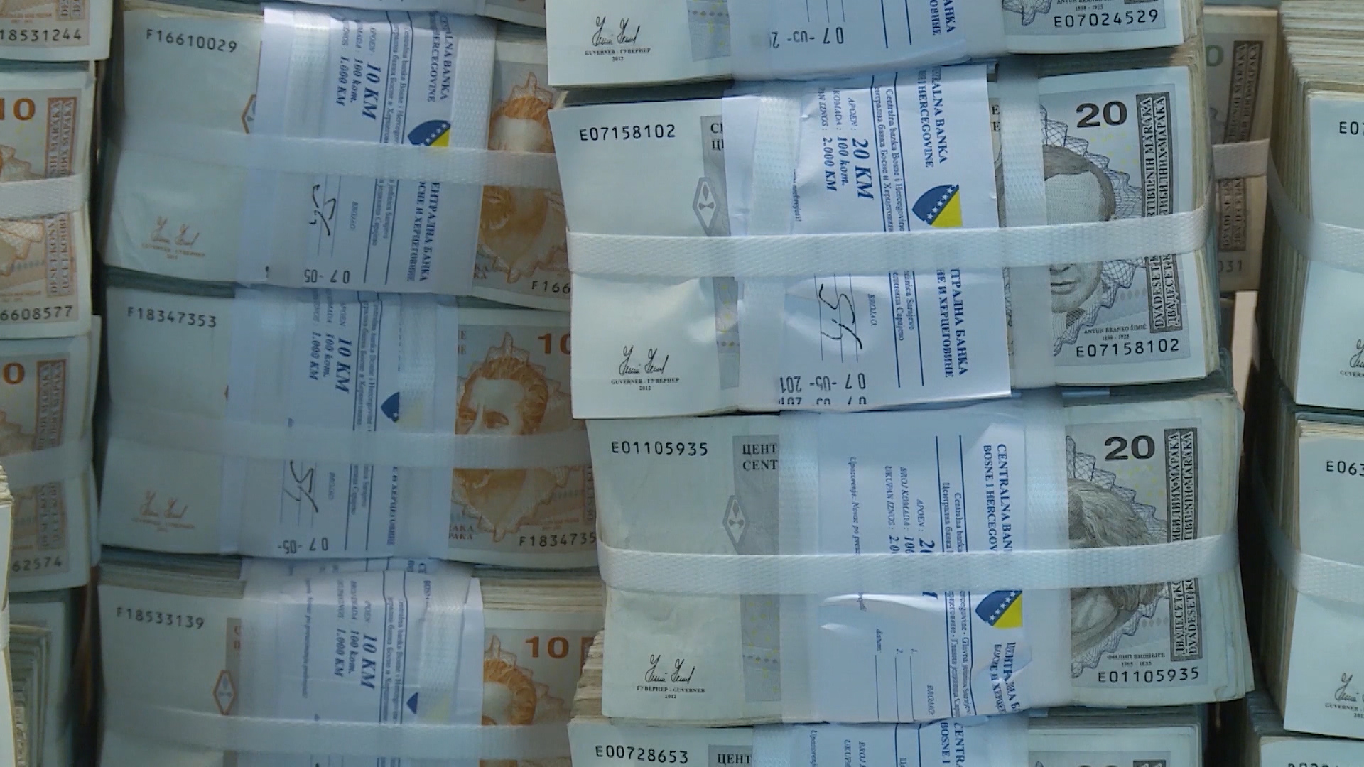 SA-RECESIJA PKG-ALT-1(20190830-143311762).mxf.Still001