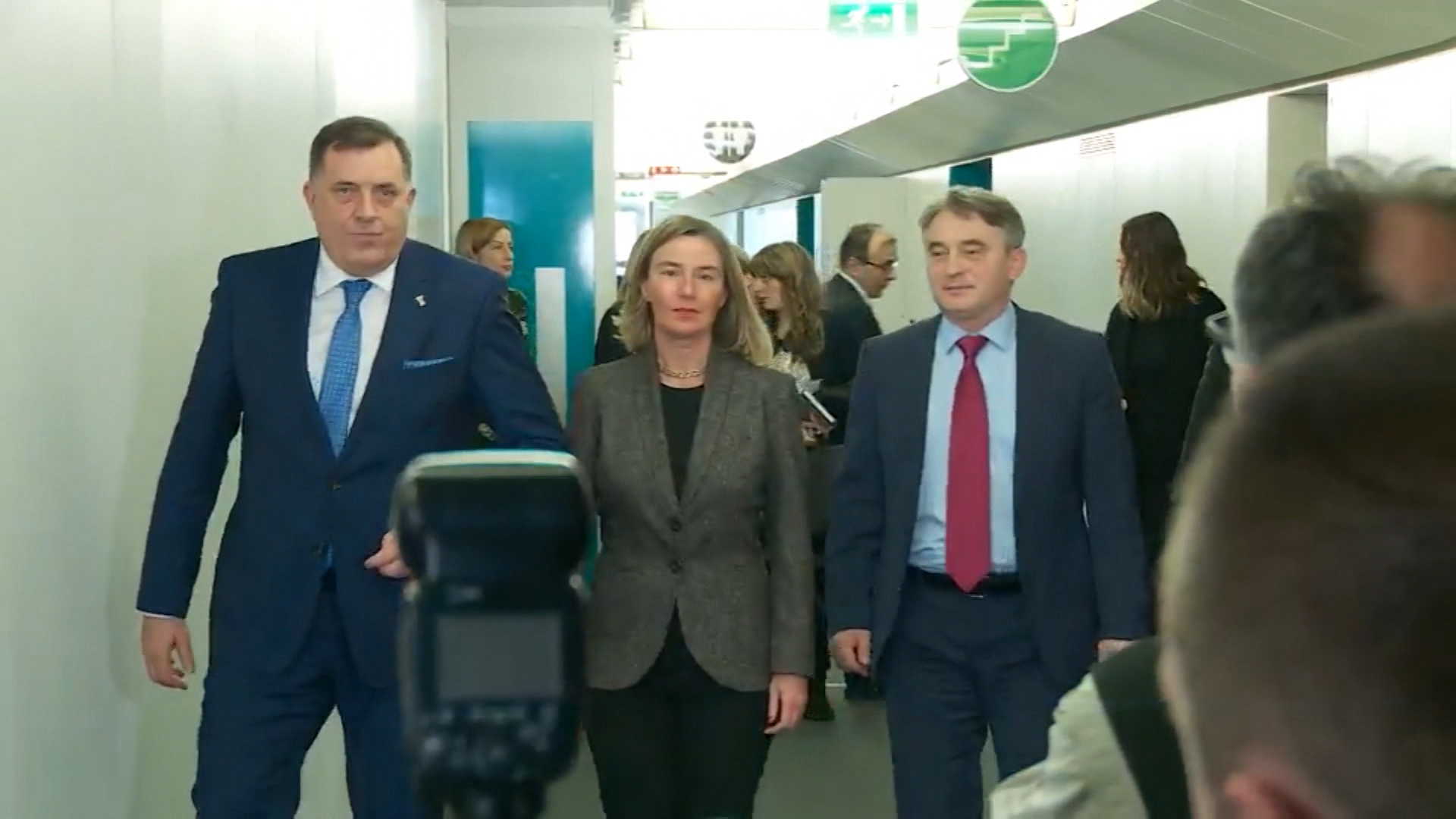 SA-ROMANTIKA MOSTAR PKG-DJK-1(20190227-174039862).00_00_01_21.Still012