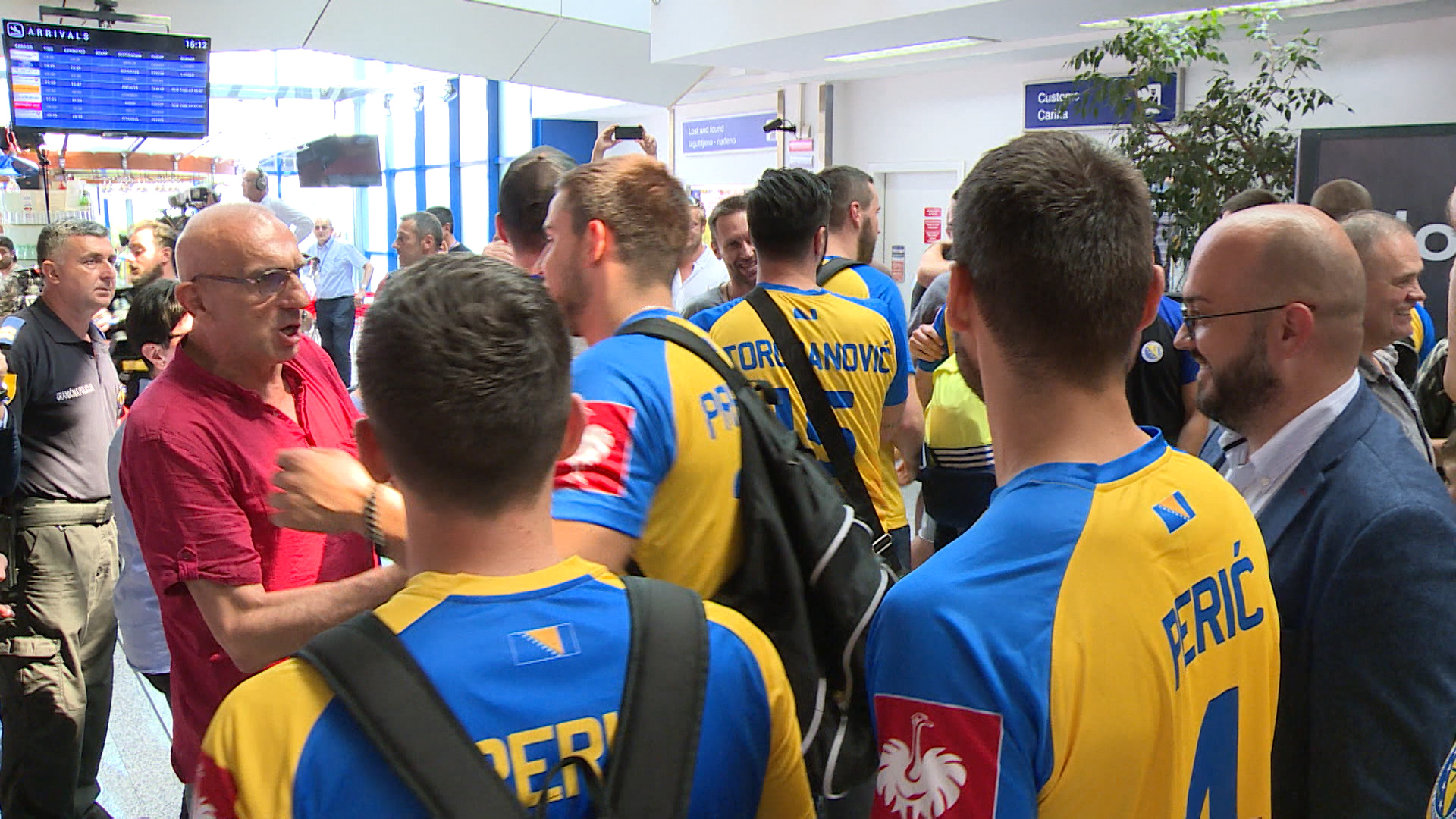 SA-RUKOMETASI DOSLI PKG-19-SLS-1(20190617-190139649).00_00_21_24.Still001