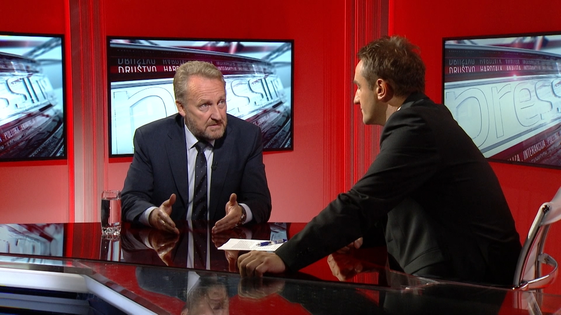 SA-SAJAM KNJIGE BL-SNM-1(20190911-155638540).00_06_27_01.Still009