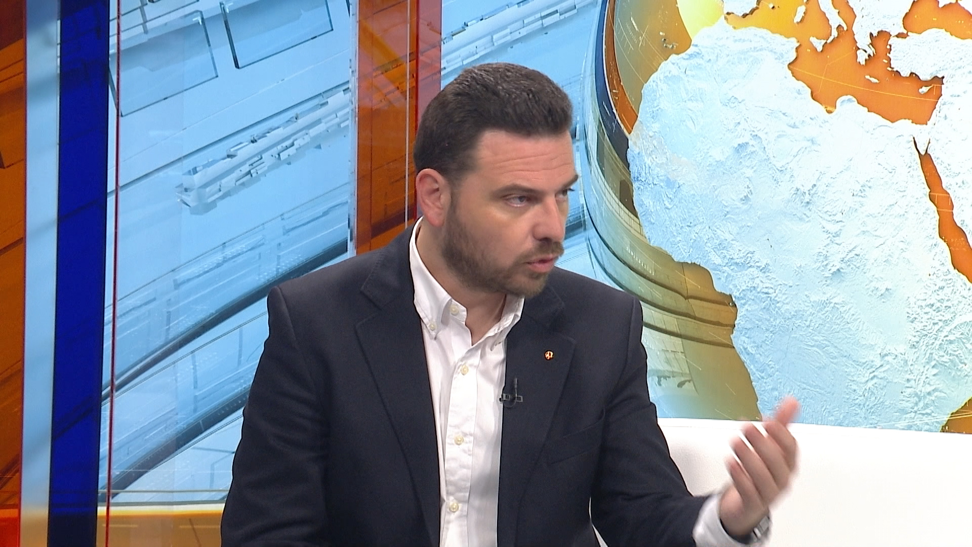 sa-sasa magazinovic-clf-250919.00_15_56_11.Still001