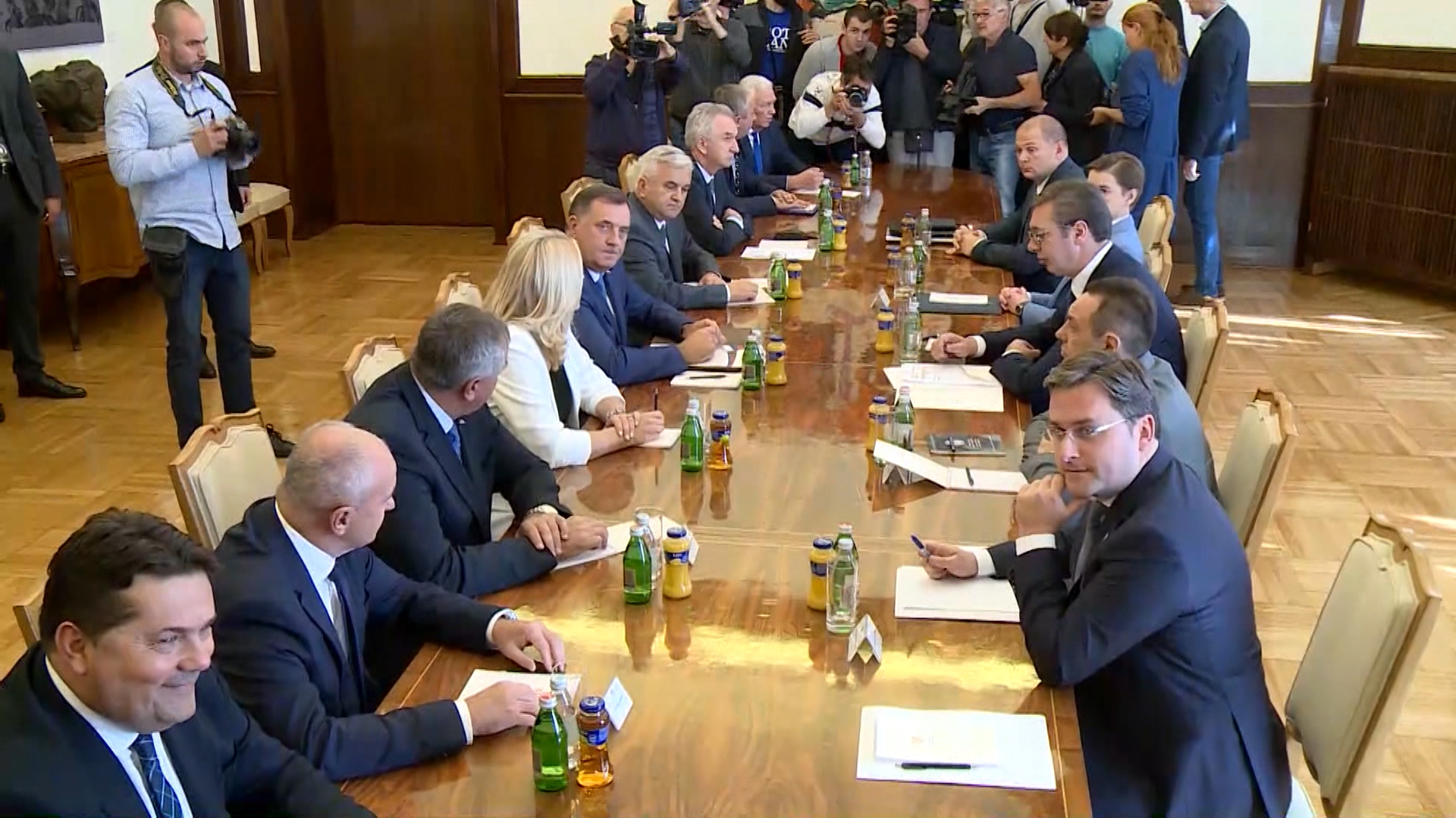 SA-SASTANAK RS KOD VUCICA PKG-ADS(20190921-164318106).00_00_06_11.Still001