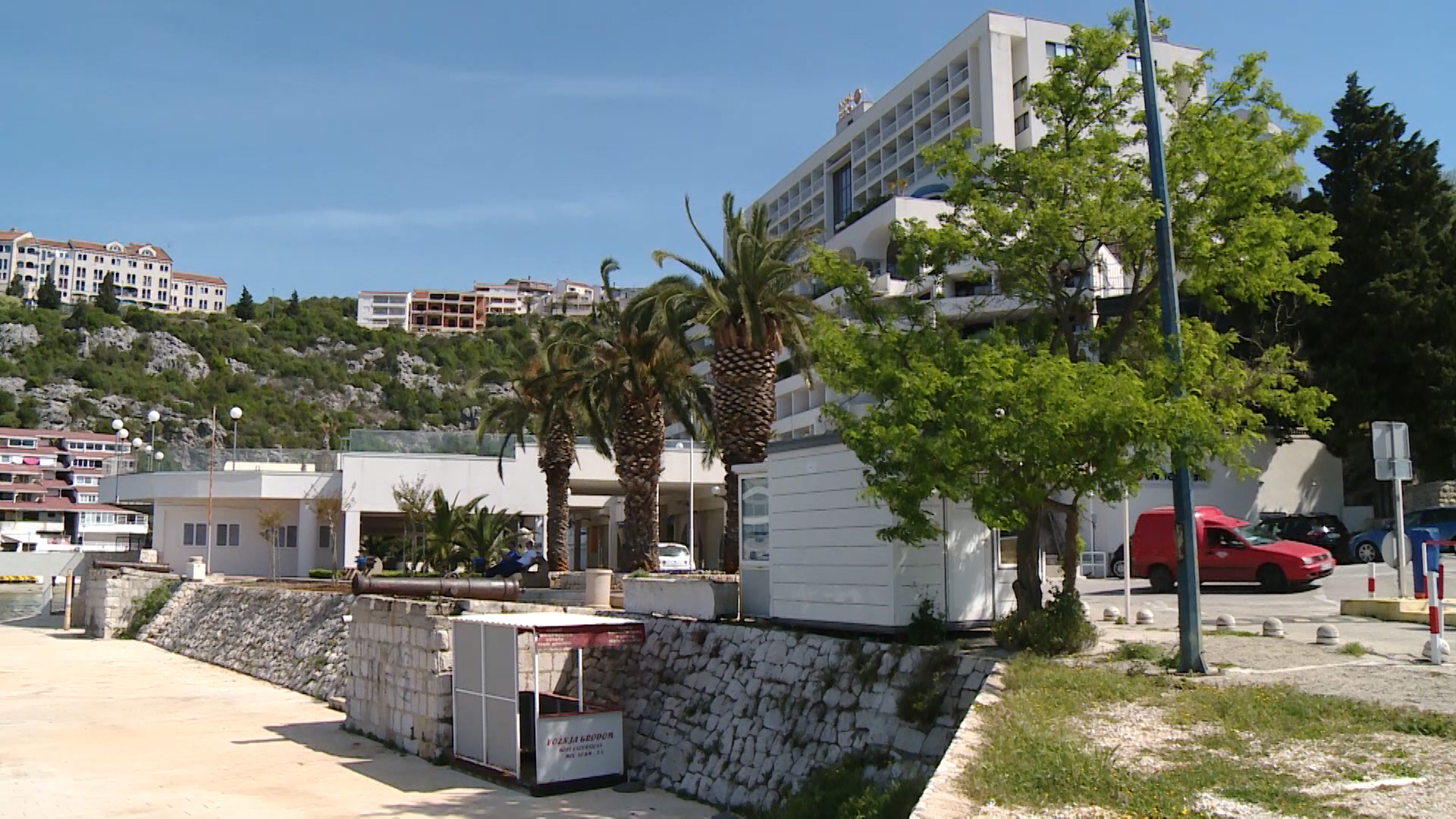 SA-SCENA FINAL-200418-1(20180420-132710559).00_00_39_16.Still012