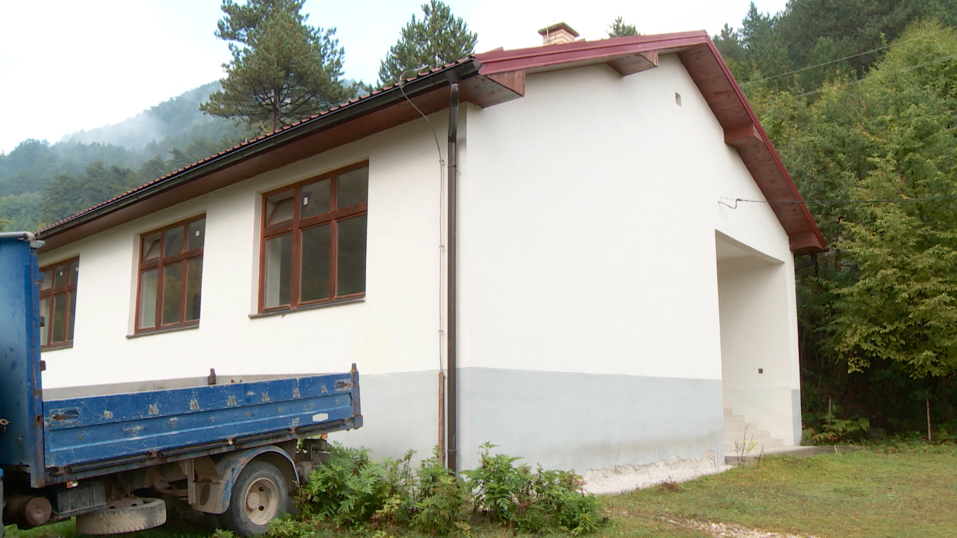 SA-SELO LUKA SKOLA PKG-MIJ(20200930-164725781).mxf.00_00_57_20.Still002