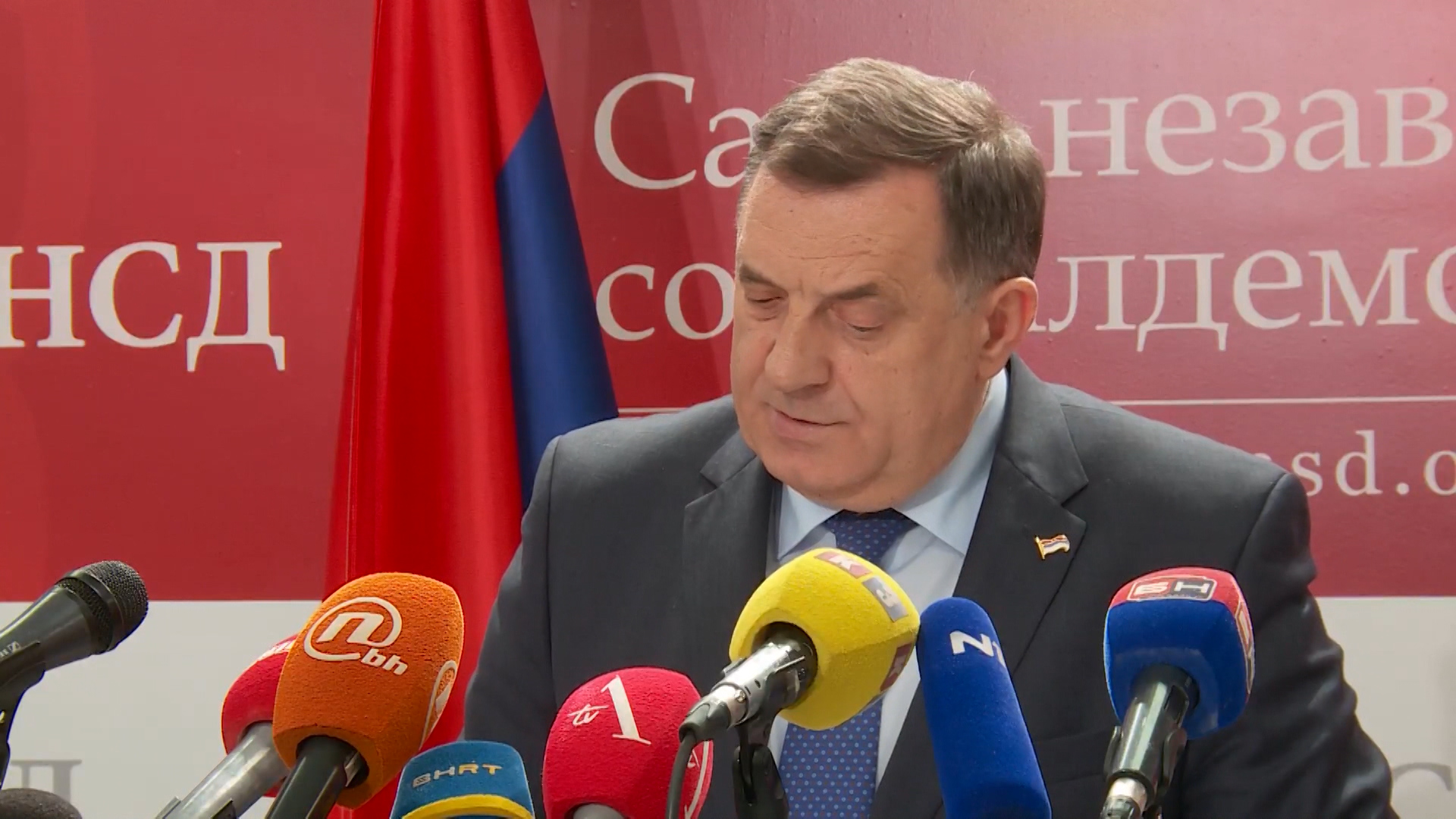 sa-semir efendic-clf-060320.00_10_05_13.Still004