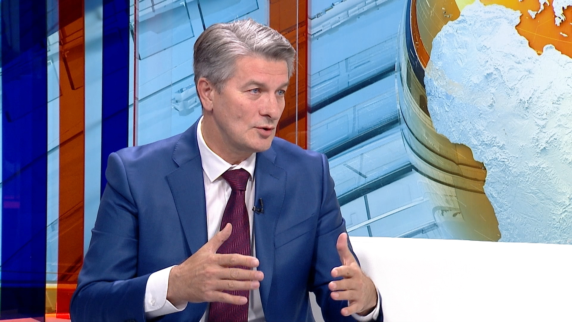 sa-semsudin mehmedovic-clf-170918.00_03_46_01.Still002