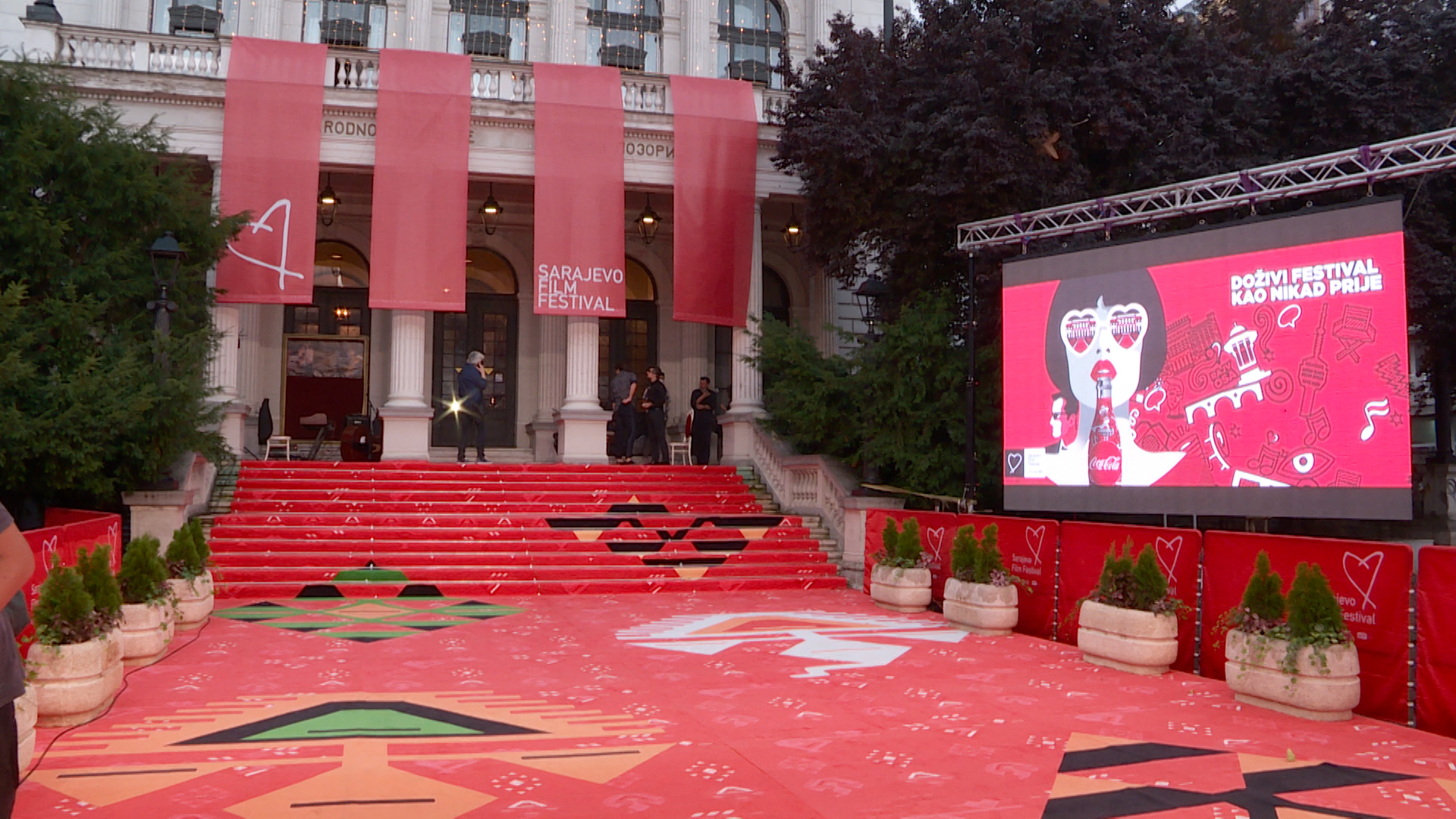 sa-sff-emb-mak-1(20200814-195420525).MXF.00_00_25_08.Still006