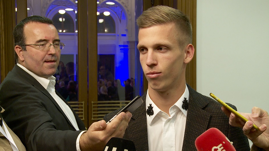 sa-simposar-ljs-12(20191205-215450212).MXF.00_23_05_21.Still003