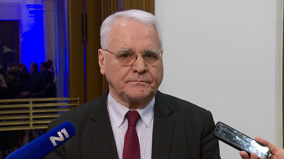 sa-simposar-ljs-14(20191205-215534689).MXF.00_26_40_24.Still003