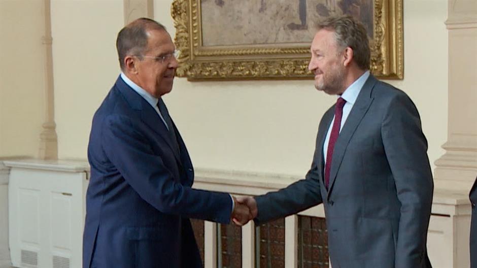 SA-SIRIJCI U SKOLI PKG-HAS-1(20180921-163616407).00_00_33_10.Still012