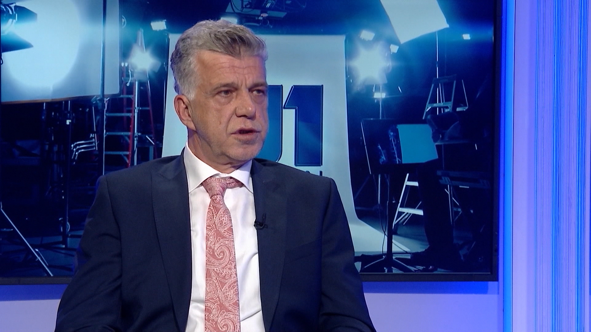 sa-skype-clf-111220.00_05_04_08.Still005