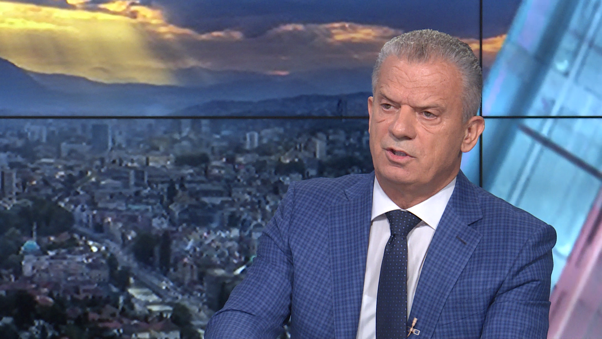 SA-SOA PKG-19-BOB-2(20200921-162440929).00_13_52_15.Still006