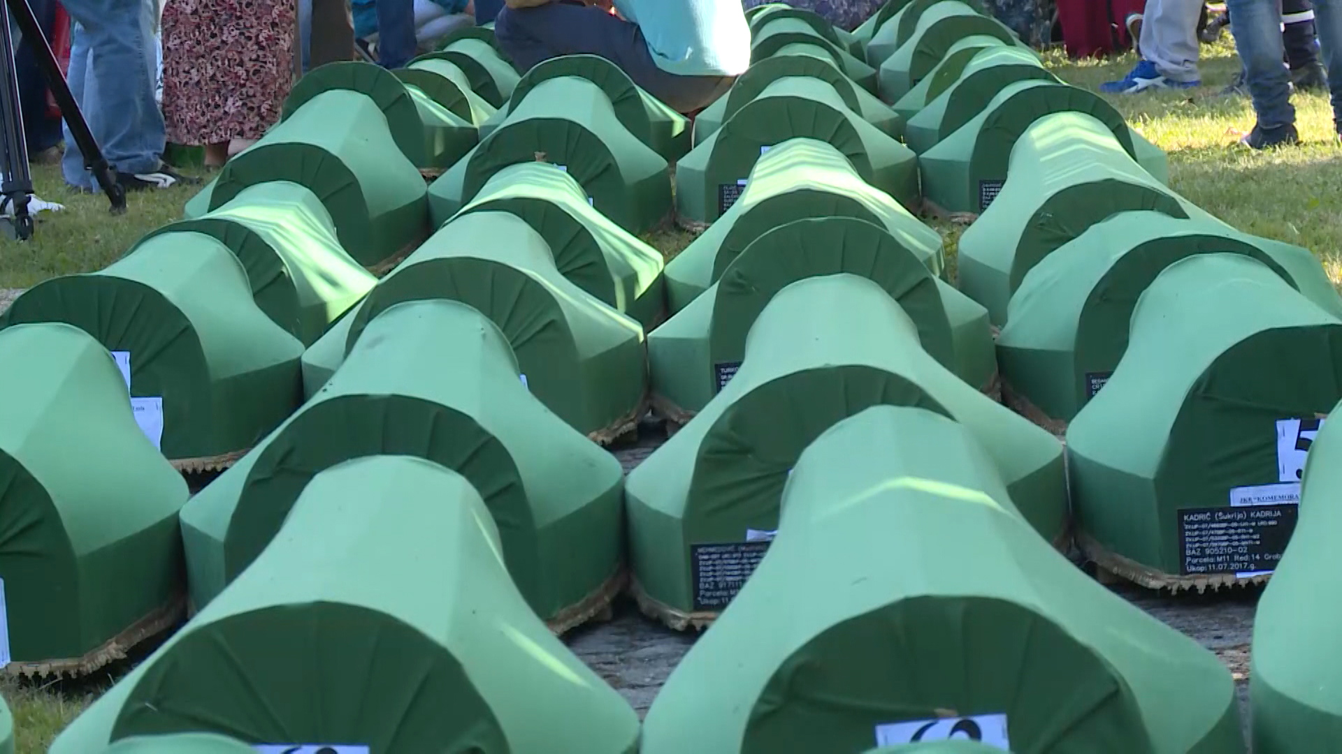 SA-SREBRENICA MIX IZJAVA-EMB-1(20170711-162210923).Still015