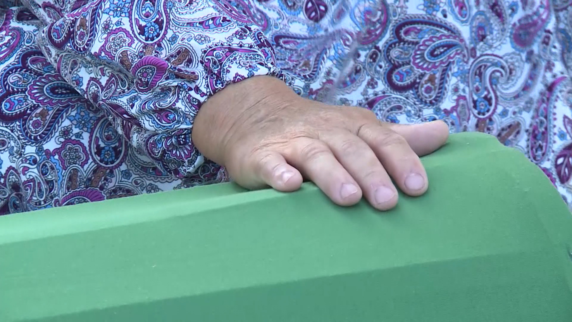 SA-SREBRENICA MIX IZJAVA-EMB-1(20170711-162210923).Still018