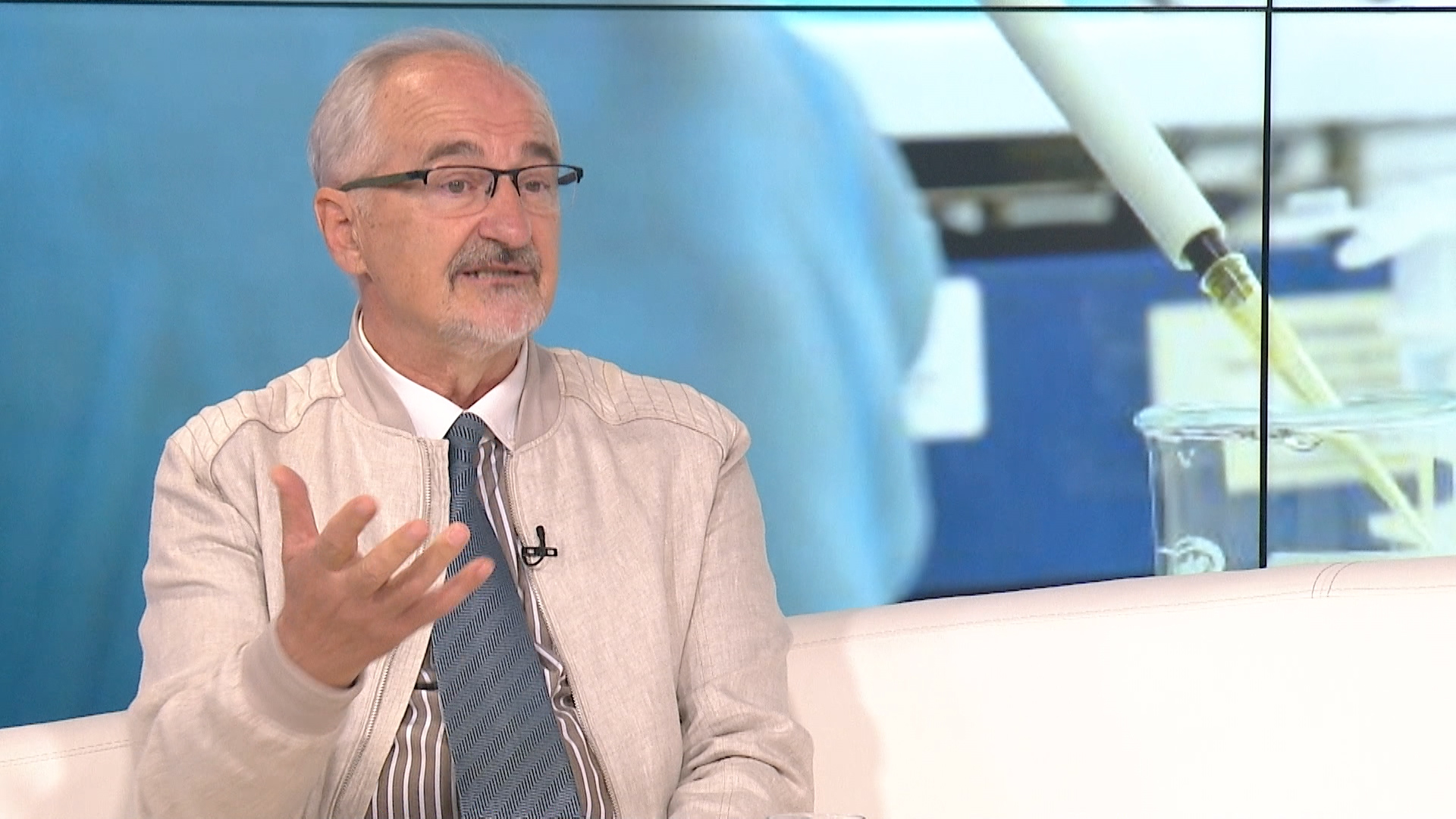 sa-sukrija zvizdic-clf-150620.00_06_17_15.Still001