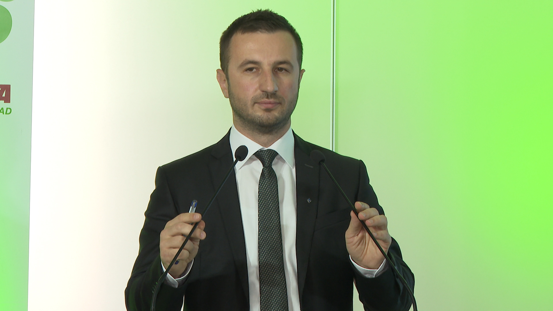 SA-SULJAGIC ZA WEB-SEM-1(20201019-123448439).00_00_04_14.Still003