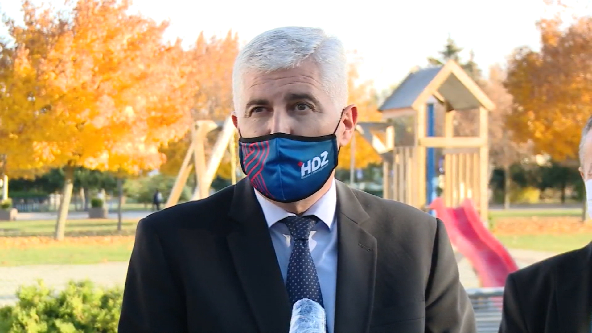 SA-TRUMP BIDEN PKG-BOB-1(20201102-164931407).00_00_39_24.Still008