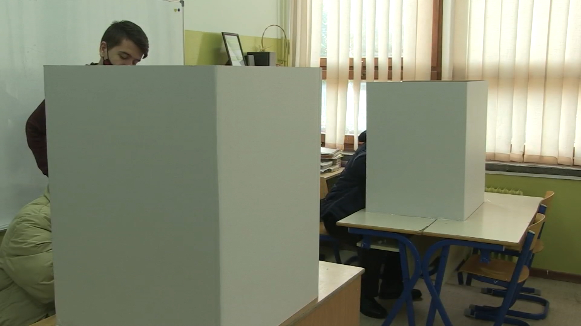 SA-TUZLA IZBORI 2-MAK(20201115-105117384).mxf.00_00_36_01.Still002