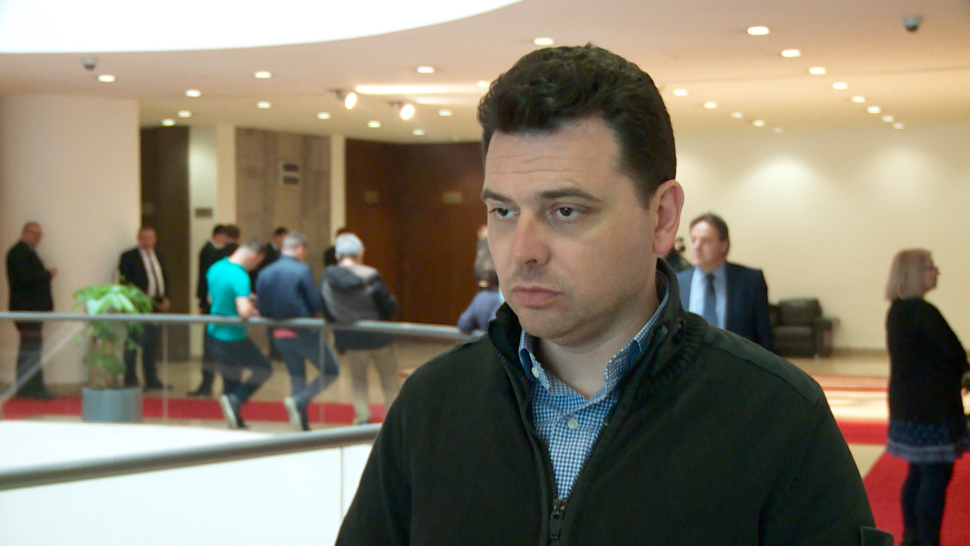 SA-VANREDNI IZBORI PKG-ADS(20190528-170617641).00_01_52_11.Still004