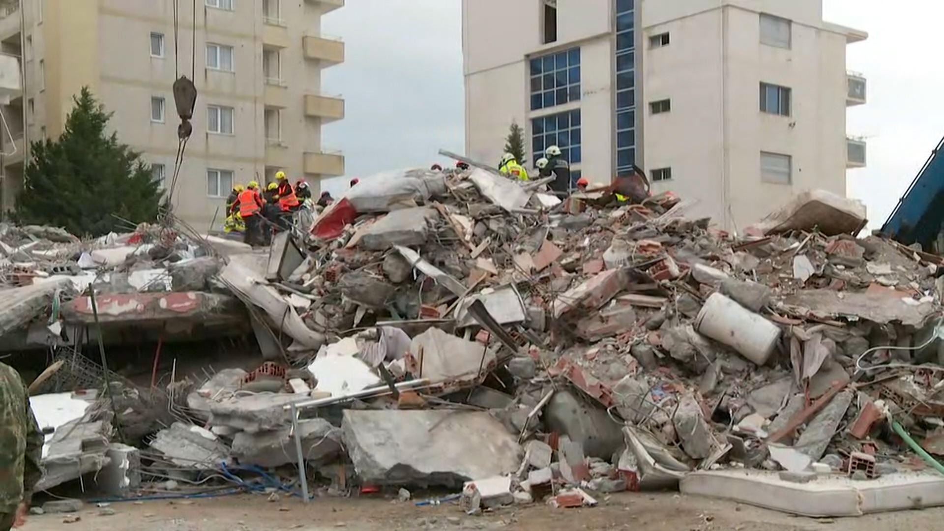 sa-vatrogasci vo sot-281119-bob-wmt.13_41_33_01.Still001