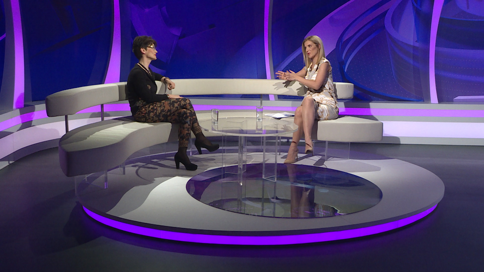 SA-VECERNJI STUDIO-270519-01.00_05_53_13.Still002